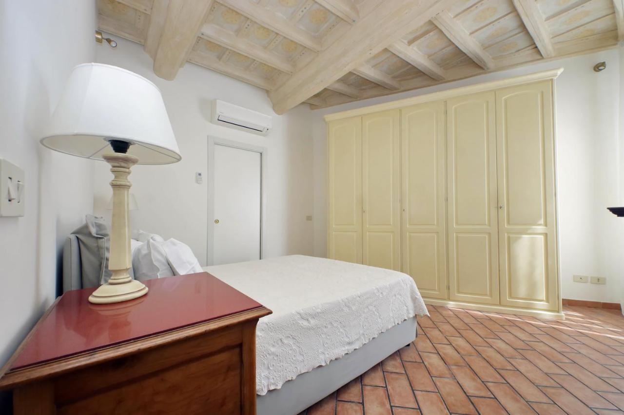 Suity I Cozy Coronari Apartment Rom Exteriör bild