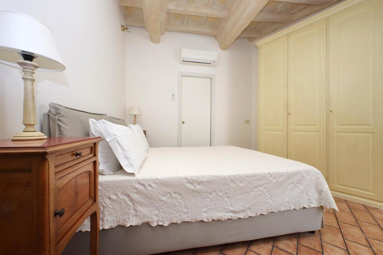 Suity I Cozy Coronari Apartment Rom Exteriör bild